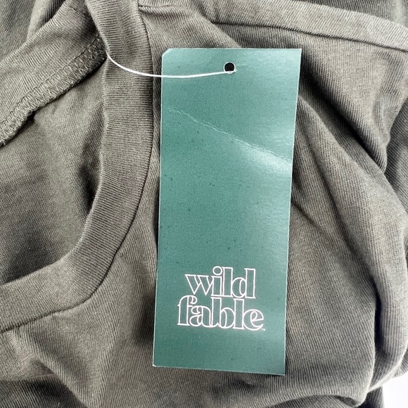 NWT Wild Fable Green Long Sleeve Cropped Boxy Shirt Size Small Women's - Picture 8 of 8